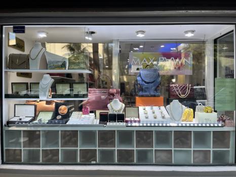 Image for Max Pawn Luxury with ID of: 6873372