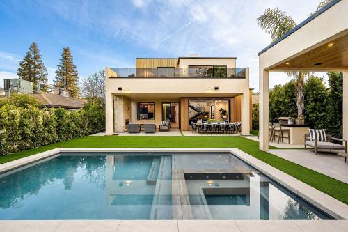 Image for Puddle Pool Services with ID of: 6884495