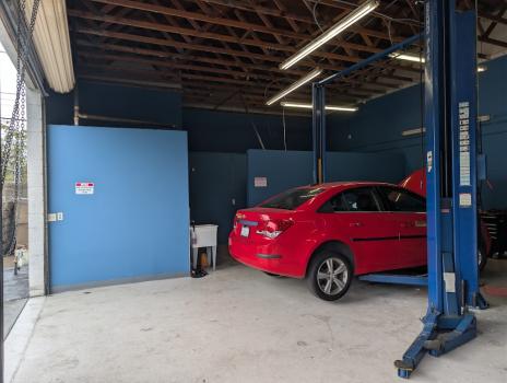 Image for D & H Automotive LLC with ID of: 6885161