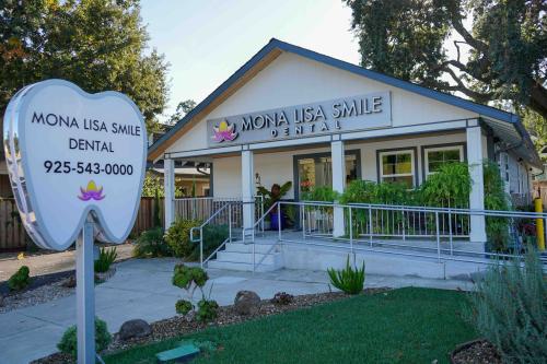 Image for Mona Lisa Smile Dental with ID of: 6887947