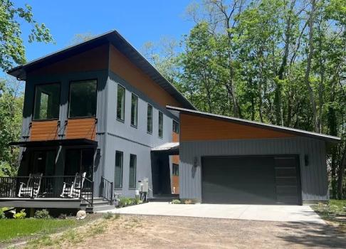 Image for American Living Inc. with ID of: 6889066