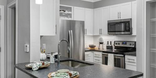 Image for The Walton Apartments with ID of: 6889932