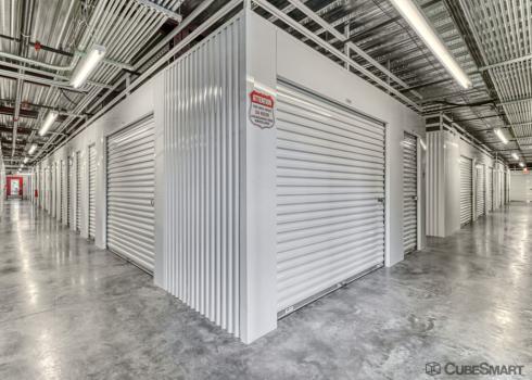 Image for Tidewater Drive Storage Center with ID of: 6894011