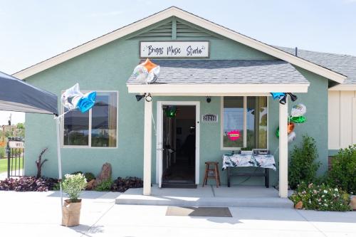 Image for Briggs Music Studio with ID of: 6894115