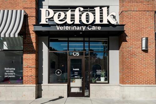 Image for Petfolk Veterinary & Urgent Care with ID of: 6900468