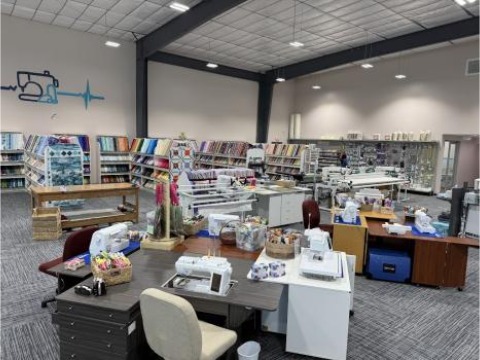 Image for Sewing & Vacuum Warehouse with ID of: 6902281