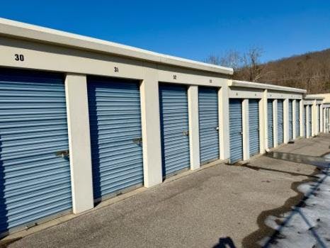 Image for 24 Seven Storage with ID of: 6907834
