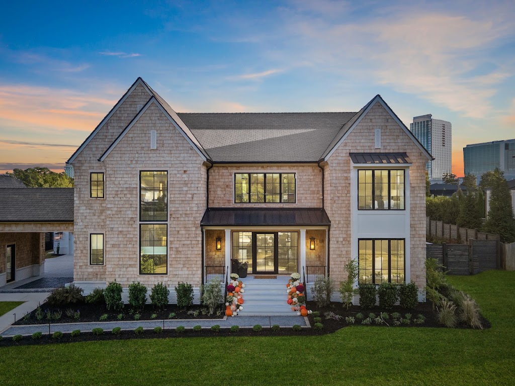 Image for Raleigh Custom Homes with ID of: 6909579