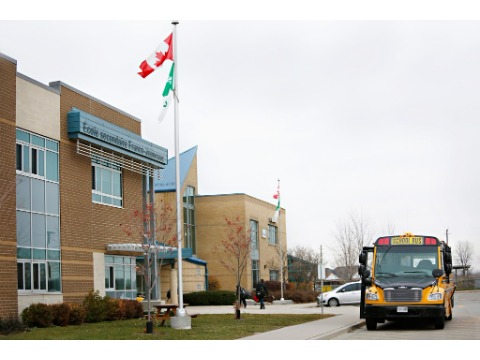 Image for École secondaire Franco-Jeunesse with ID of: 6910993