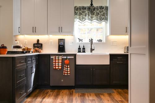 Image for Build Design Center Kitchen & Bath with ID of: 6915388