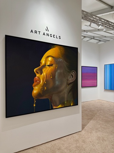 Image for Art Angels with ID of: 6932756