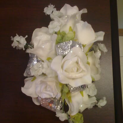 Image for Anna's Florist & Gifts with ID of: 6941136