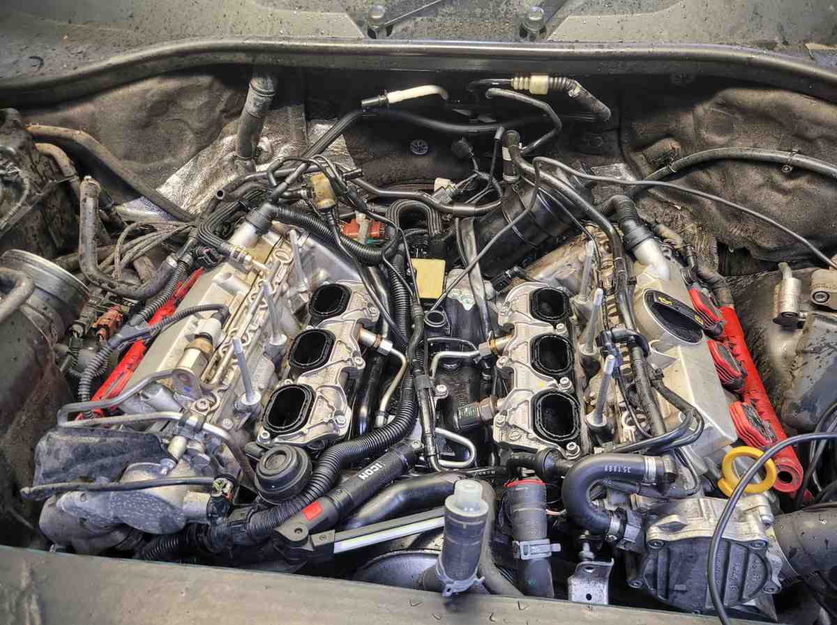 Image for Wrench and Ratchet Auto Care with ID of: 6951302
