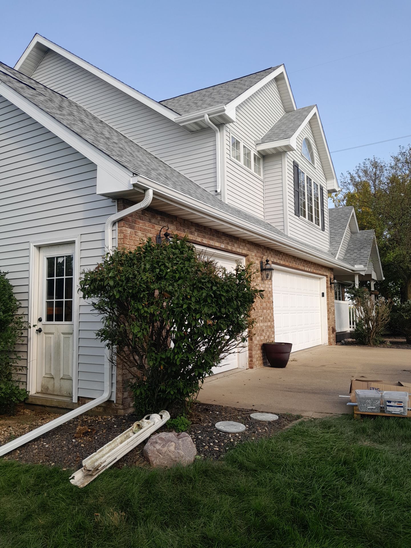 Image for Rainforcing Roofing and Exteriors PLLC with ID of: 6951486