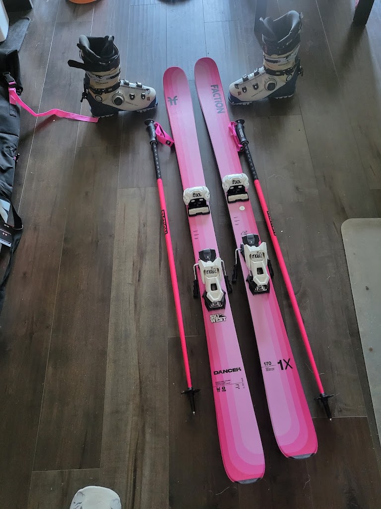 Image for Ski West with ID of: 6958783