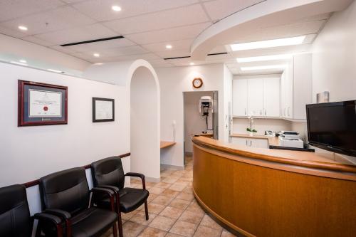 Image for IMPrESS Perio Implant Center| Certified Specialists with ID of: 6960011