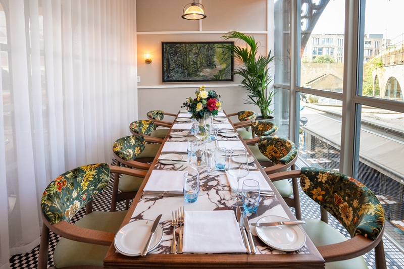 Image for Roast Restaurant with ID of: 6961969