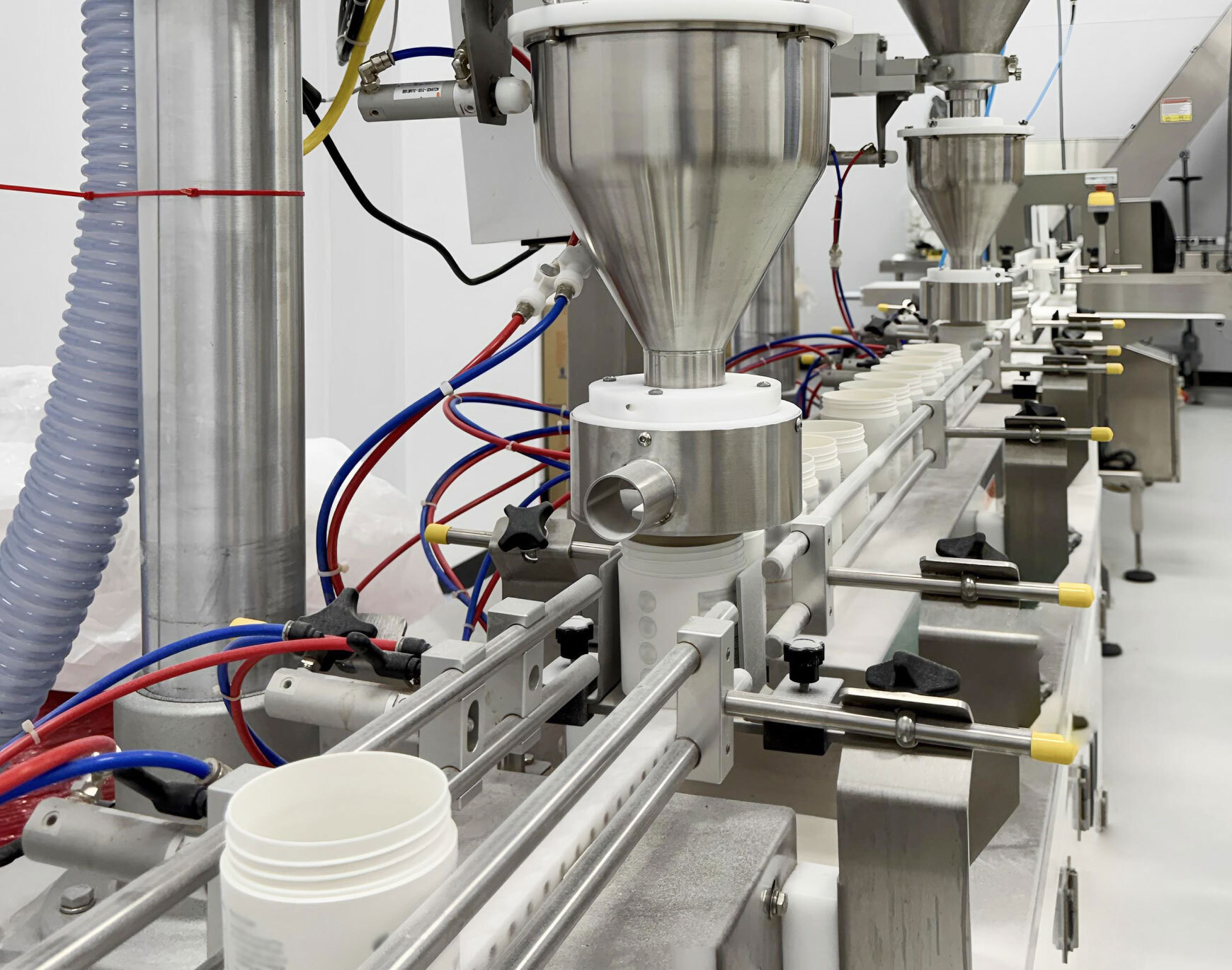 Image for ELIS Manufacturing & Packaging Solutions with ID of: 6971114