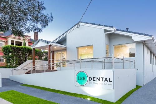 Image for L&R Dental with ID of: 6975979