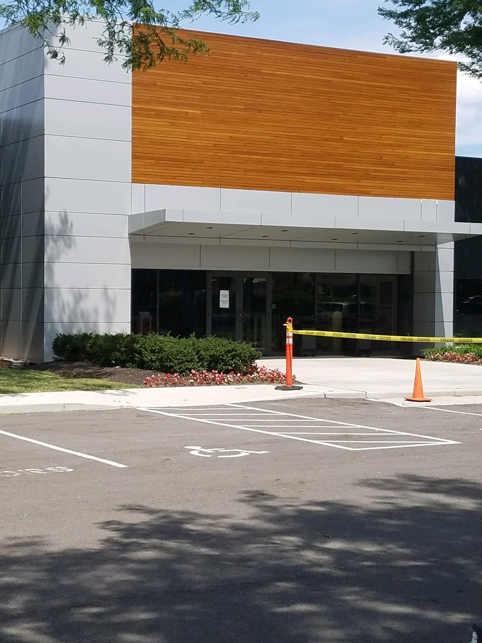 Image for Glassworks Plus, Inc. with ID of: 6979069