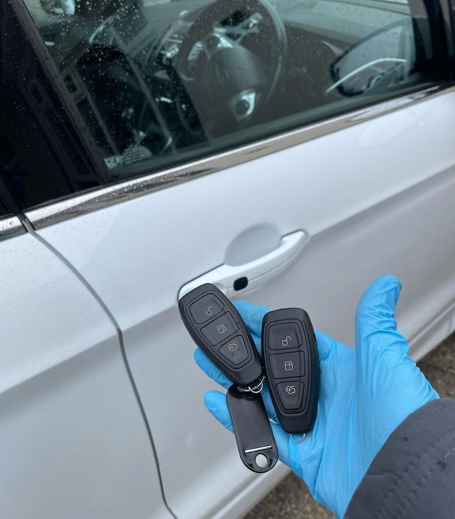 Image for Glen ECU Programming & Car Key with ID of: 6980127