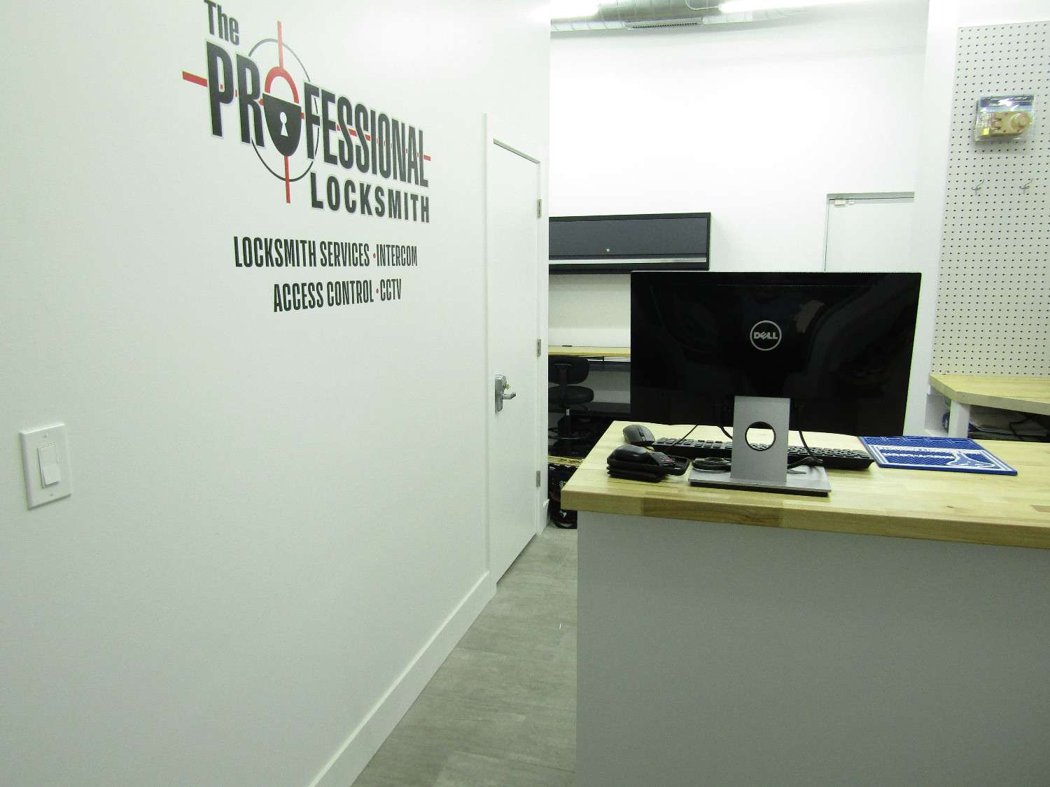 Image for The Professional Locksmith with ID of: 6987489