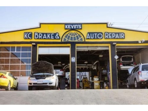 Image for Kenny U-Pull Laval with ID of: 6987646