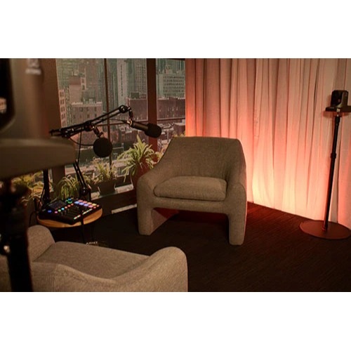 Image for Studio B Media with ID of: 6989773