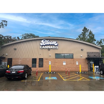 Image for Bloom Akron Dispensary with ID of: 7003577