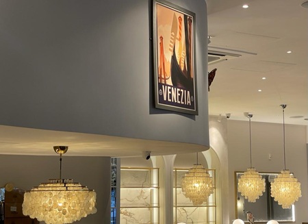 Image for Lucarelli Restaurant Mailbox with ID of: 7005419