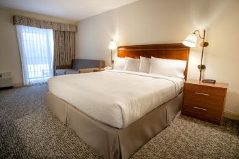 Image for The Yankee Inn with ID of: 7023604