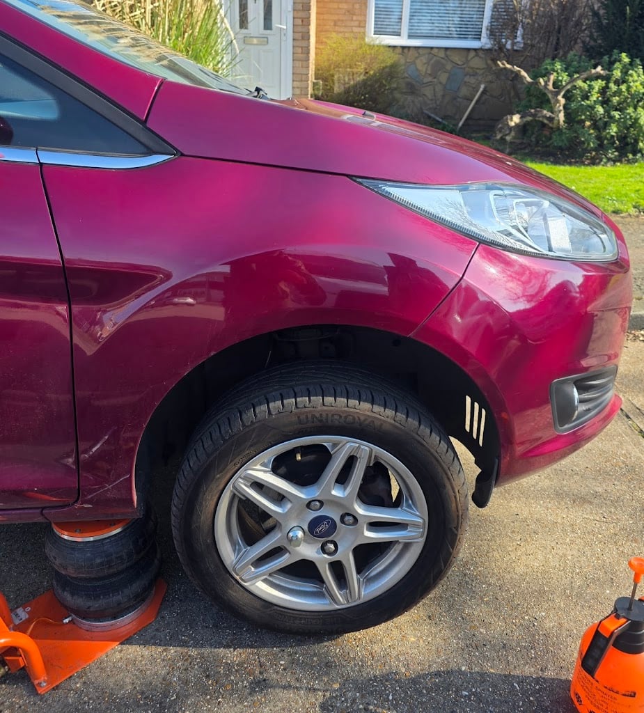 Image for Brads mobile tyres with ID of: 7025004
