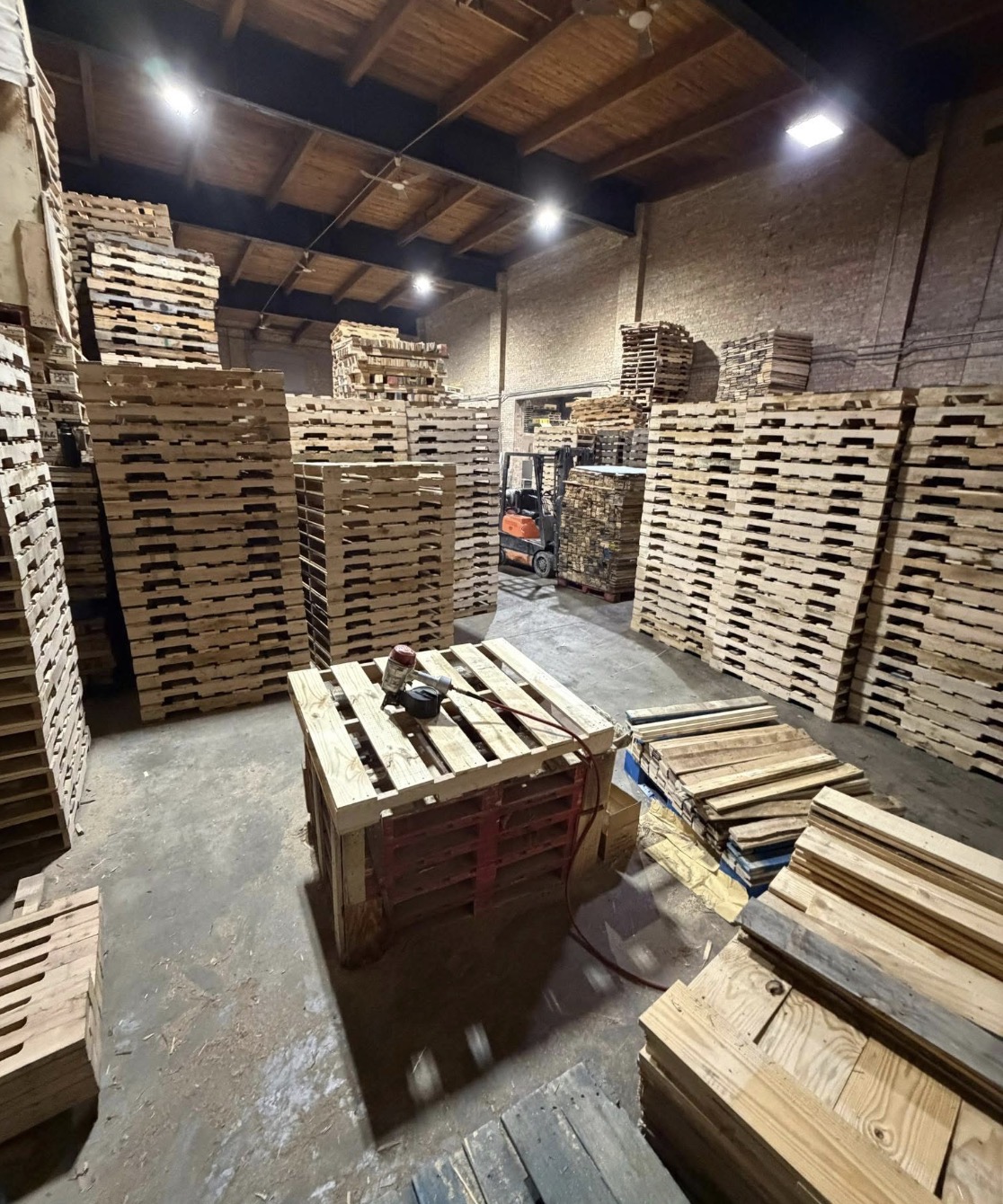 Image for Top Notch Pallets with ID of: 7034240