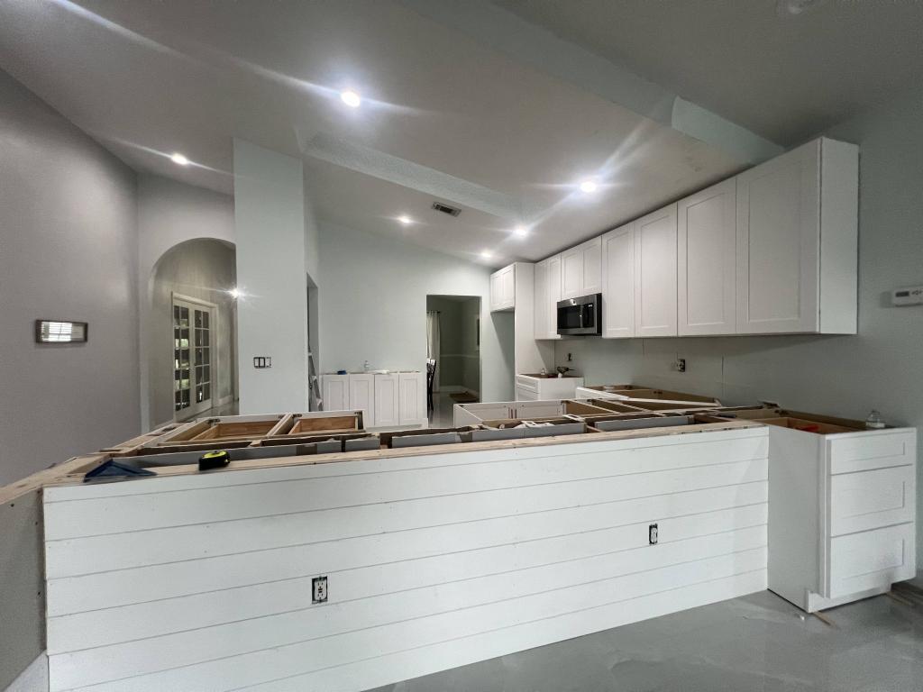 Image for MINT BUILDERS AND KITCHEN REMODELING with ID of: 7042023