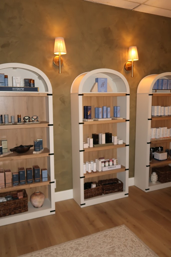 Image for MASHMEOVER Esthetics with ID of: 7043580
