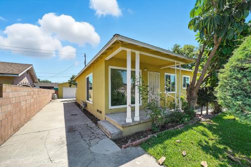 Image for Angel & Patty Real Estate with ID of: 7044315