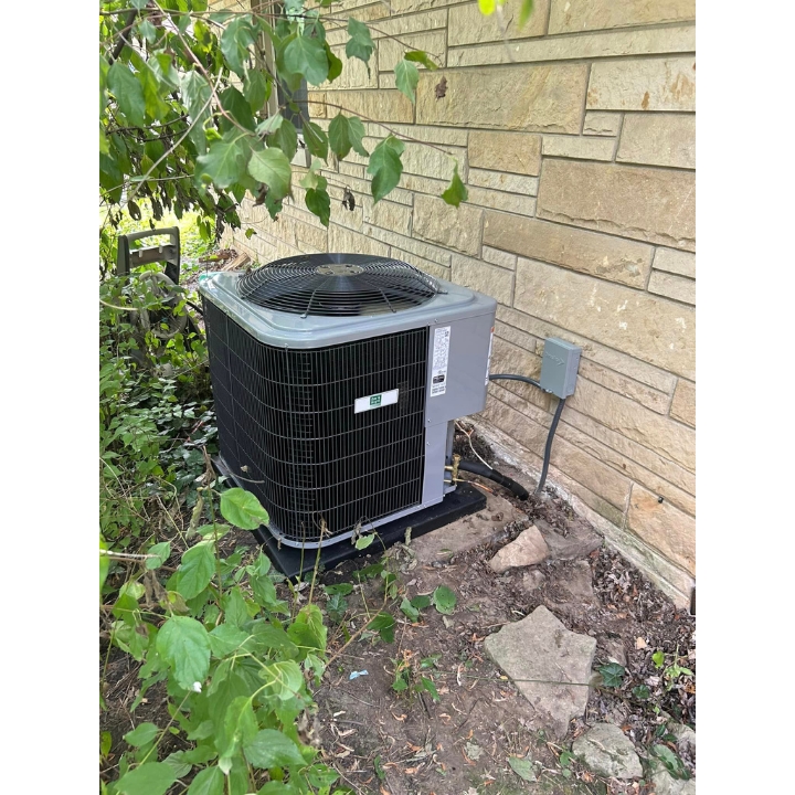 Image for Max Service Pros with ID of: 7051012