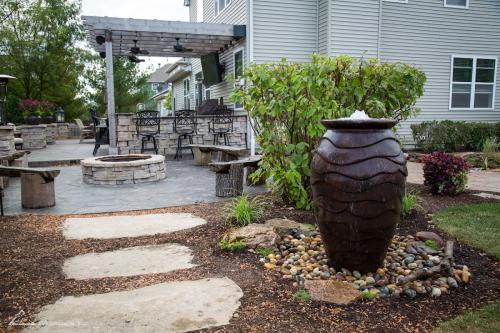 Image for TaylorMade Landworks with ID of: 7051960