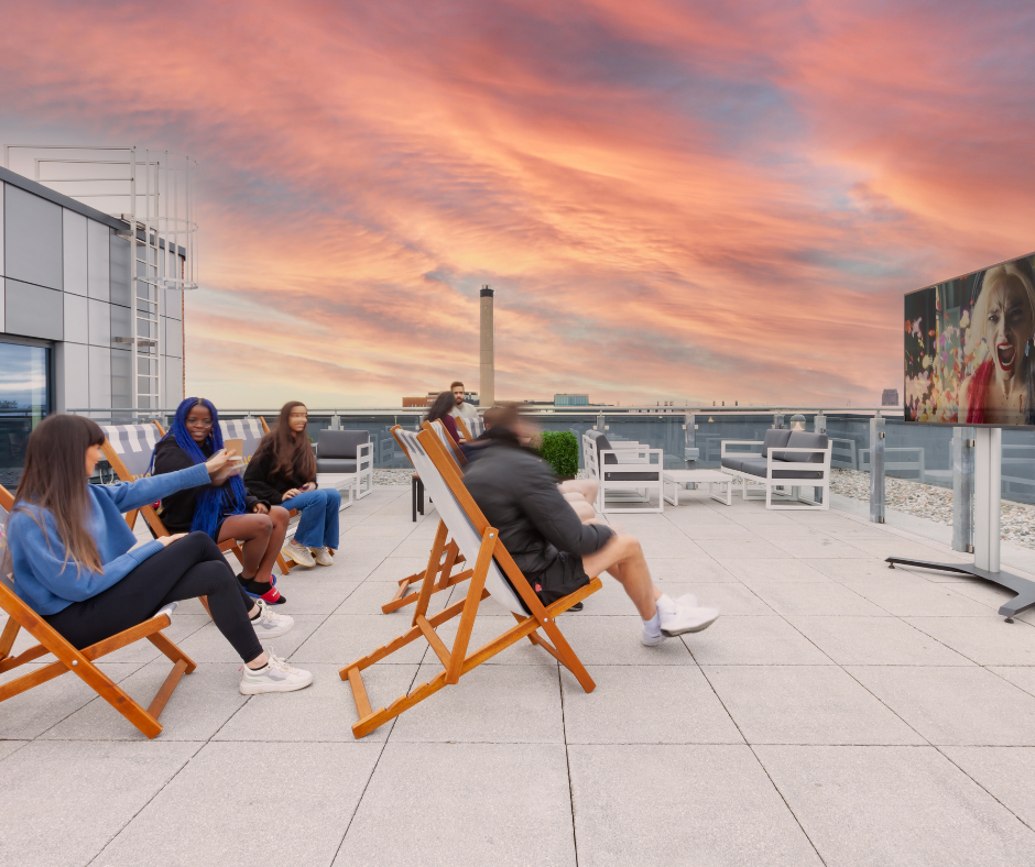 Image for true student Liverpool with ID of: 7059441