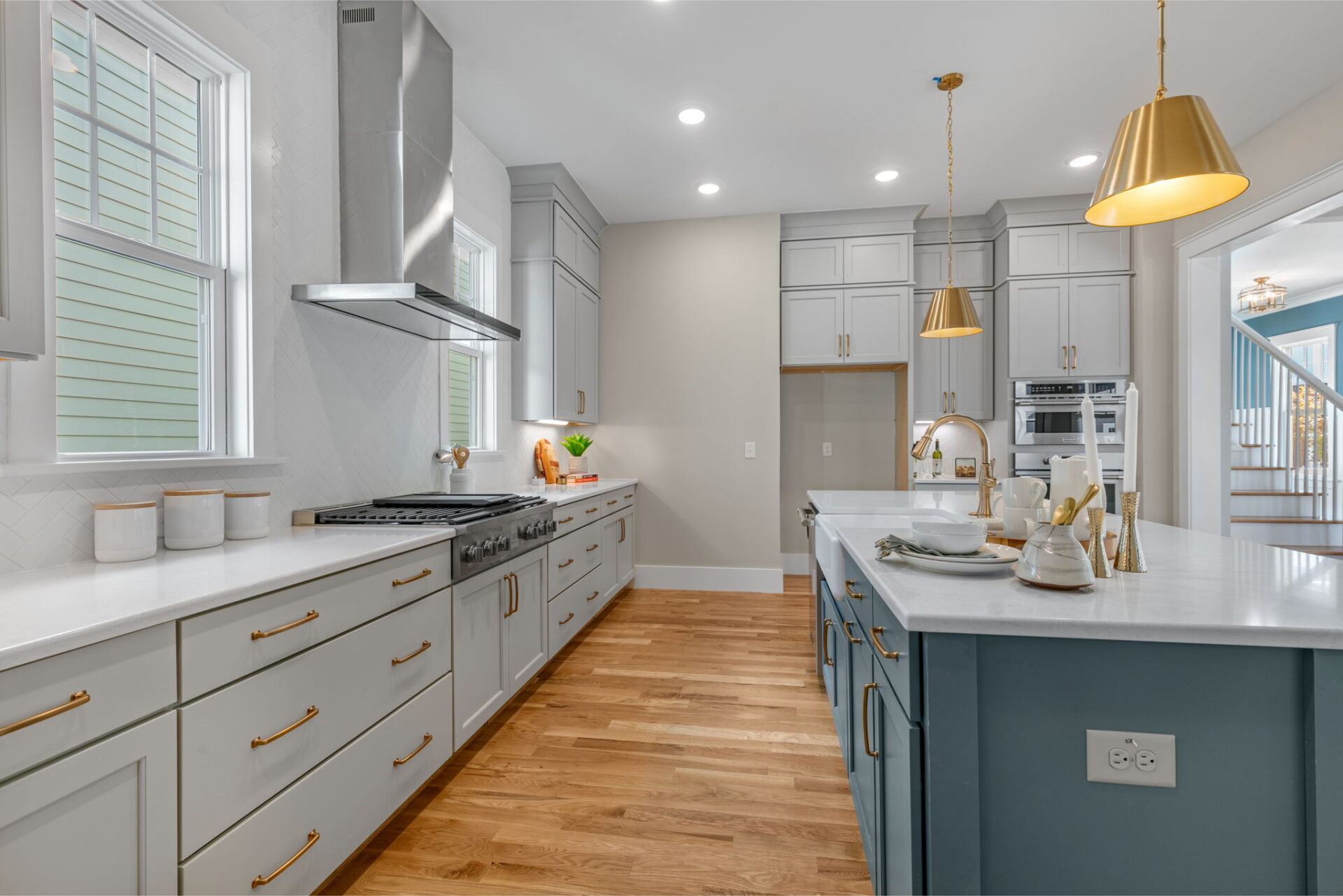 Image for McNeill Burbank with ID of: 7063160