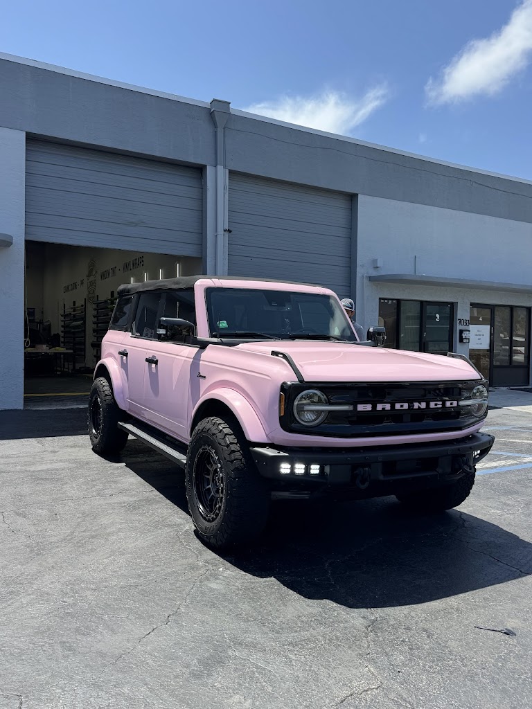 Image for LOOKS Auto Detailing with ID of: 7077737
