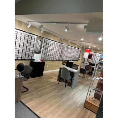 Image for Center Road Vision Care with ID of: 7091208