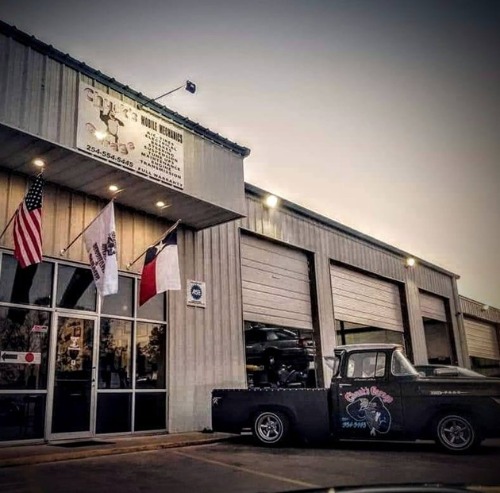 Image for Chuck's Garage with ID of: 7092340