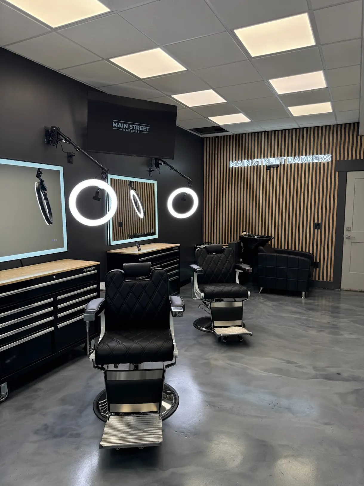 Image for Main Street Barbers with ID of: 7101547