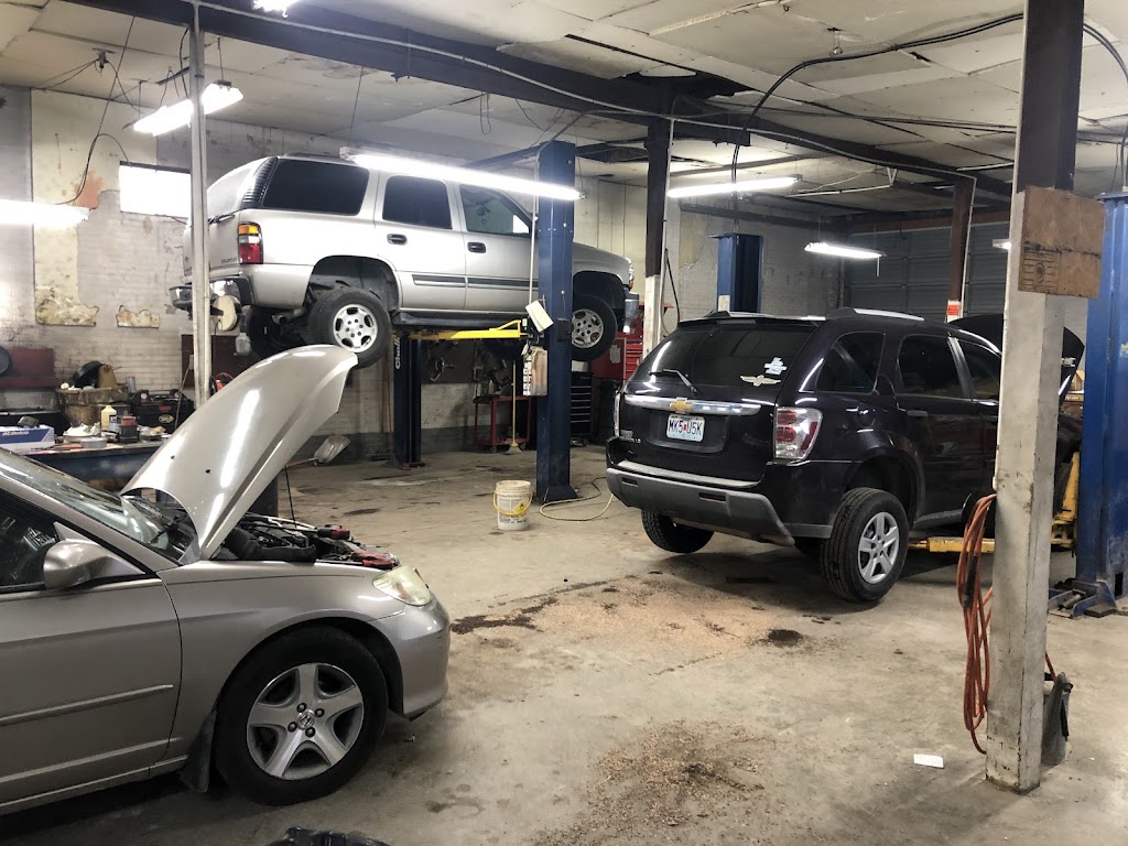 Image for Parks Automotive LLC with ID of: 7104639