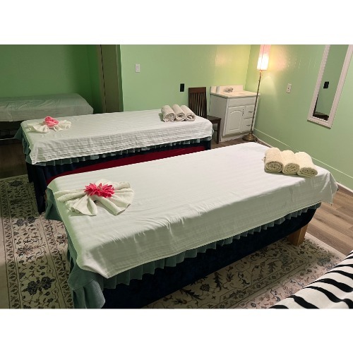 Image for Golden Hands Massage with ID of: 7105720