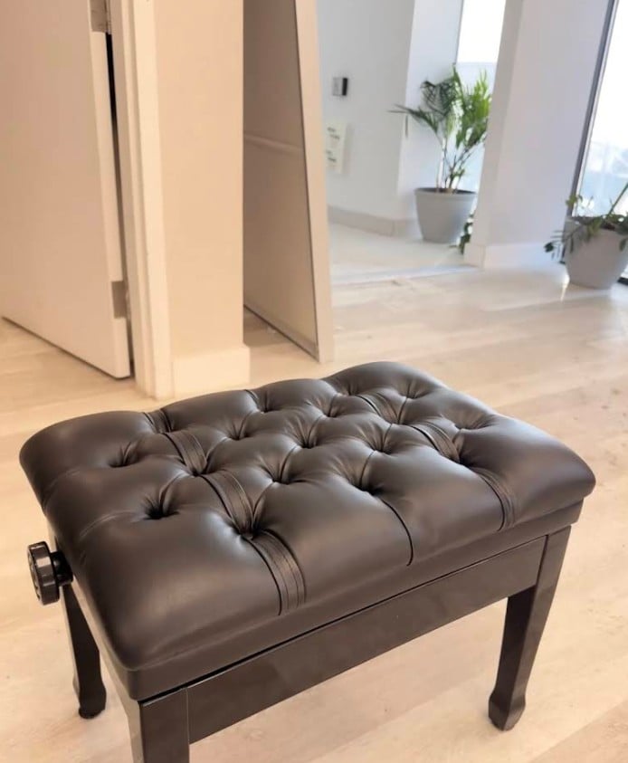 Image for Atlas Upholstering with ID of: 7109516