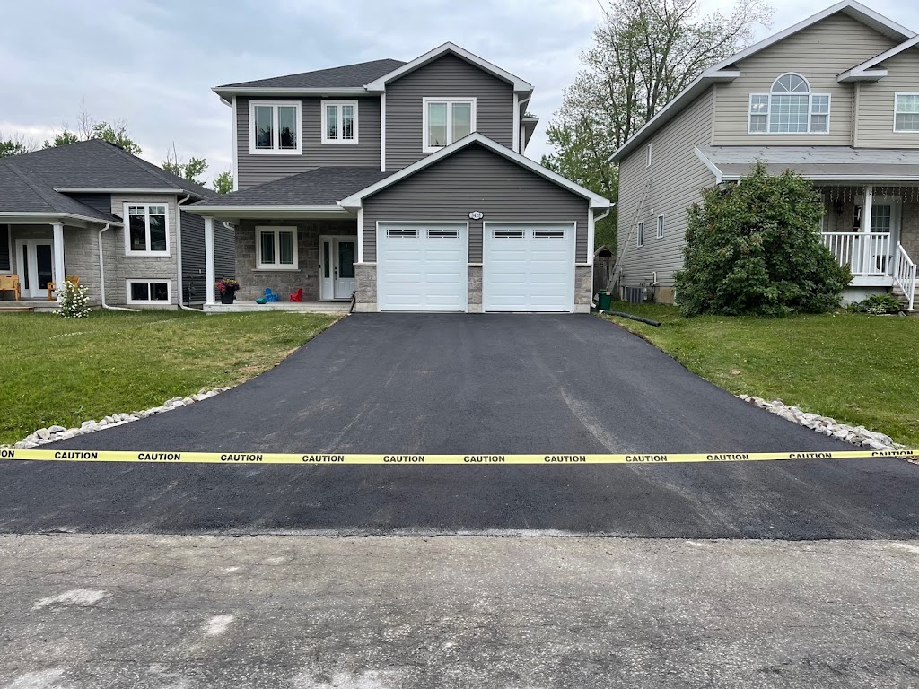 Image for Parkdale Paving Ltd with ID of: 7113005