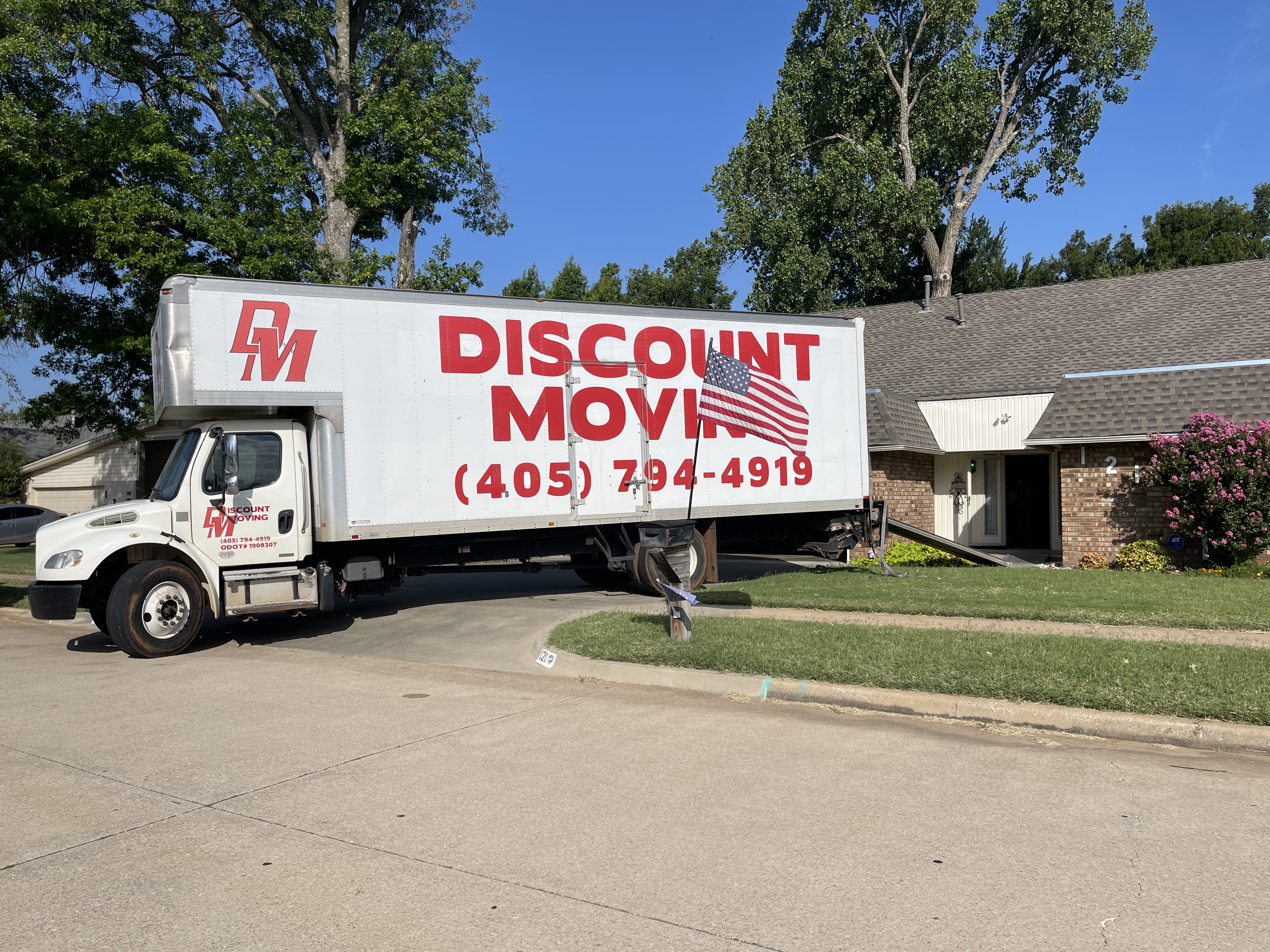 Image for Discount Moving with ID of: 7132442