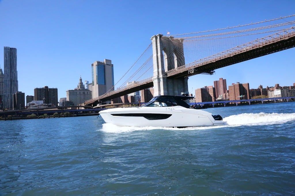 Image for Big Apple Charters with ID of: 7136836